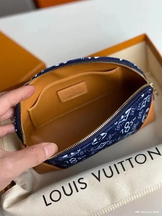 Aaa replica ru VUITTON POUCH SINCE LOUIS COSMETIC 1854 PM 0518